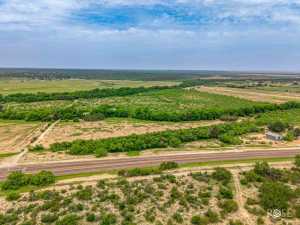 18485 S Hwy 277 (68)