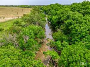 18485 S Hwy 277 (72)
