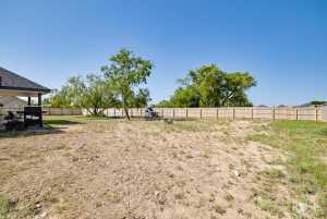 2846 Ricks Dr (30)