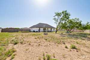 2846 Ricks Dr (31)