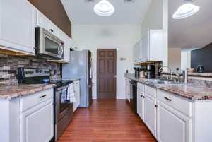 2122 Woodlawn Dr (10)