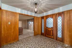 1000 Lakeside Dr (10)