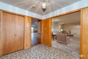 1000 Lakeside Dr (11)