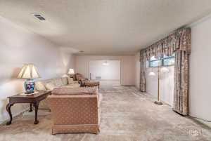 1000 Lakeside Dr (12)
