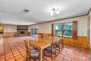 1000 Lakeside Dr (17)