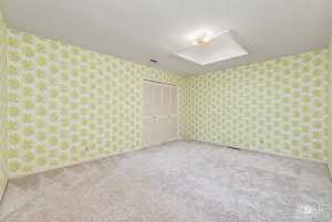 1000 Lakeside Dr (32)