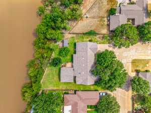 1000 Lakeside Dr (55)
