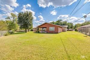 1000 Lakeside Dr (44)