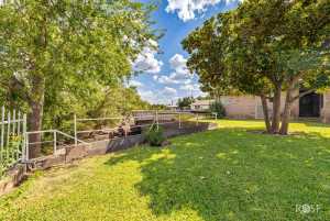 1000 Lakeside Dr (47)