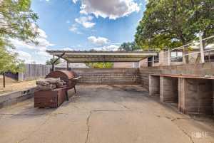 1000 Lakeside Dr (48)