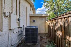 2609 Harvard Ave (35)