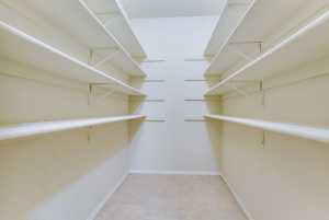 4245 Green Meadow Dr (26)