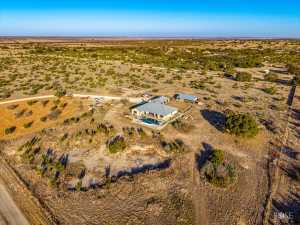 2670 Lineman Lane (27)