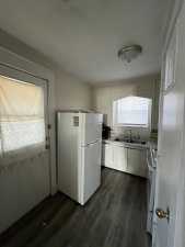 110 N Harrison St (6)