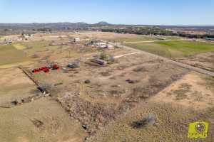 9005 N Valley Dr (2)