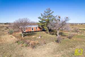 9005 N Valley Dr (22)