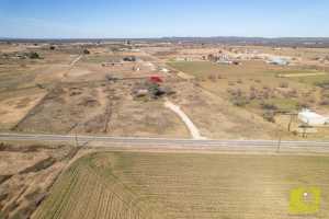 9005 N Valley Dr (6)