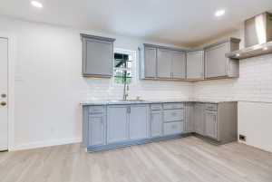 2624 Dallas St (10)