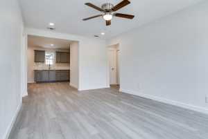 2624 Dallas St (5)