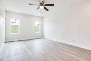 2624 Dallas St (7)