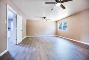 1611 Mission Ave (24)