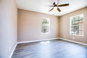 1611 Mission Ave (30)