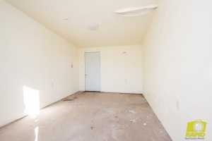 1619 S Chadbourne St (33)