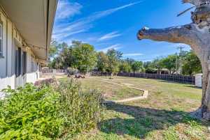 1908 Rebecca Dr (29)