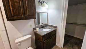 613 N Adams Ave (8)