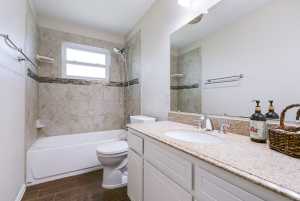 3868 Honeysuckle Lane (15)