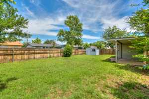 3868 Honeysuckle Lane (22)