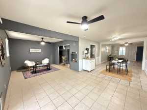 3109 College Hills Circle (23)