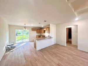 2009 Hudson St (3)