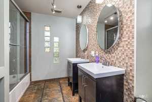 216 N Madison St (19)