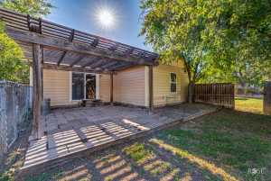 216 N Madison St (26)