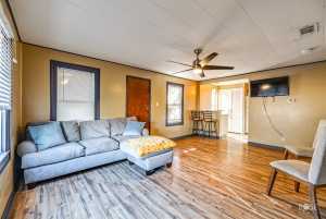 216 N Madison St (28)