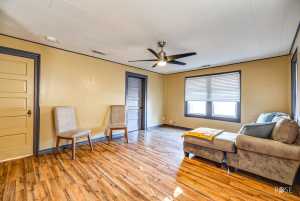 216 N Madison St (29)