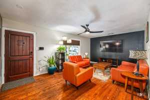 216 N Madison St (6)