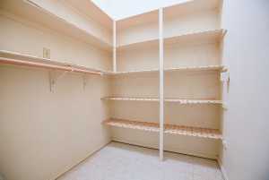 1206 Dorchester Dr (23)