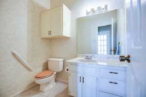 1206 Dorchester Dr (29)