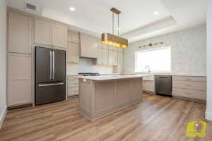 5425 Riviera Lane (10)