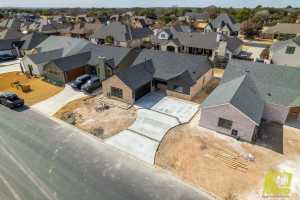 5425 Riviera Lane (38)