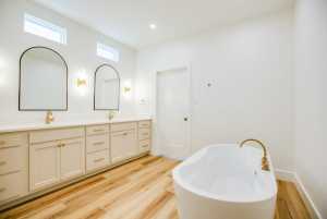 5429 Riviera Lane (20)
