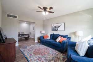 1521 S Jackson St (2)