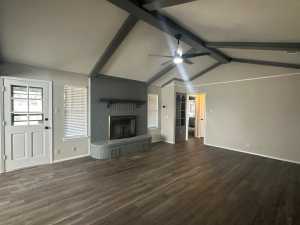 1201 Gordon Blvd (4)