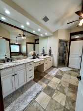1105 12th St (52)