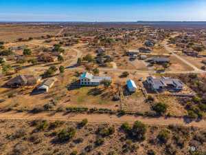 60 Loch Lomond Rd (60)