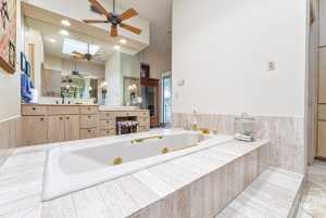 1306 S Monroe St (27)