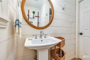 1306 S Monroe St (40)