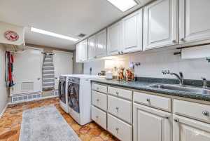 1306 S Monroe St (41)